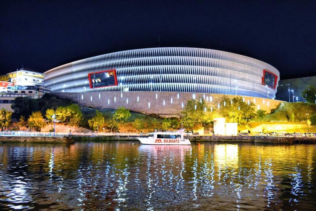 شقة Lujoso Piso En Casco Viejo. Bilbao. Free Wifi. المظهر الخارجي الصورة
