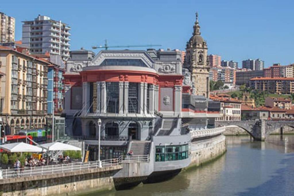 شقة Lujoso Piso En Casco Viejo. Bilbao. Free Wifi. المظهر الخارجي الصورة