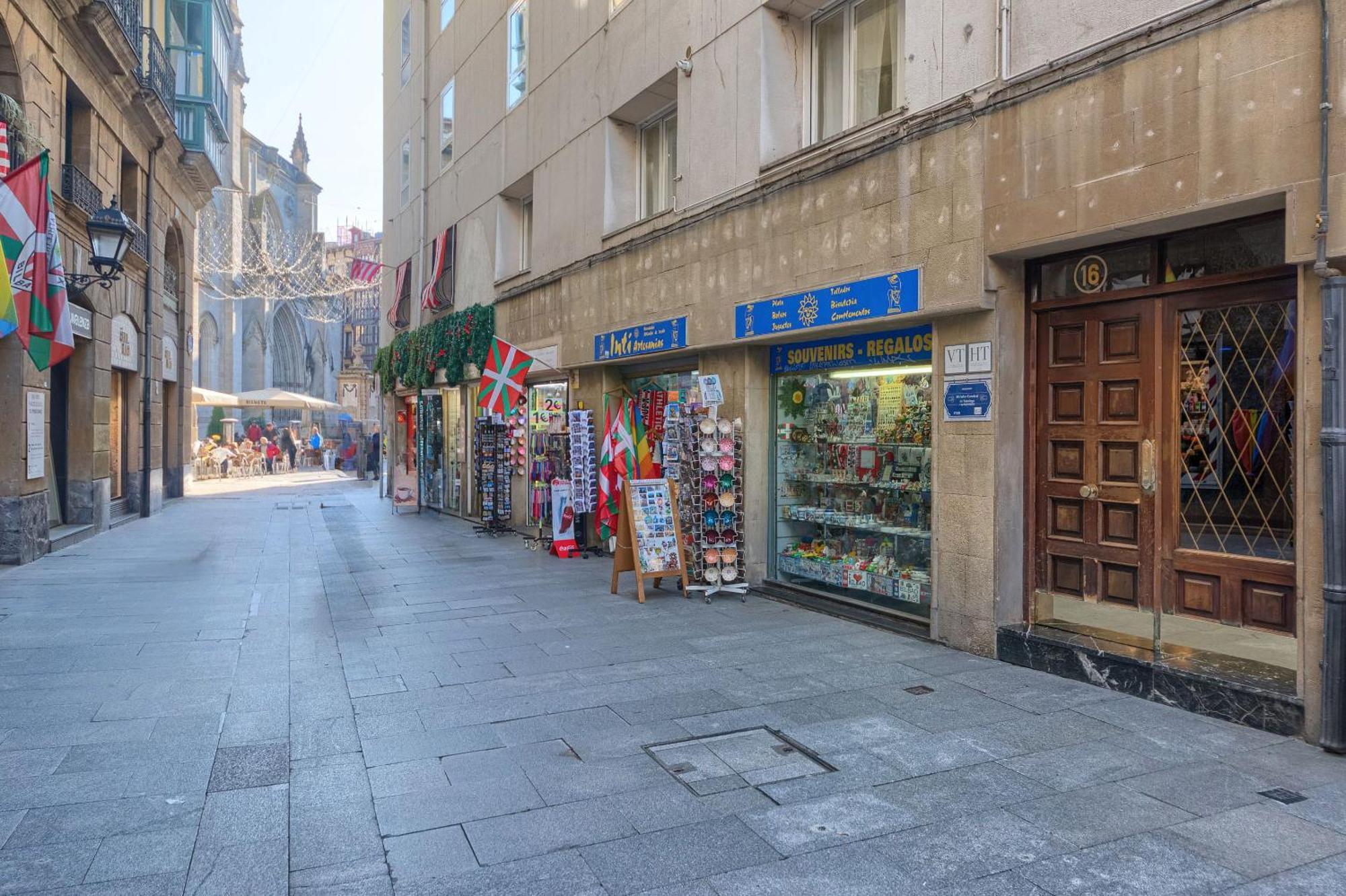 شقة Lujoso Piso En Casco Viejo. Bilbao. Free Wifi. المظهر الخارجي الصورة
